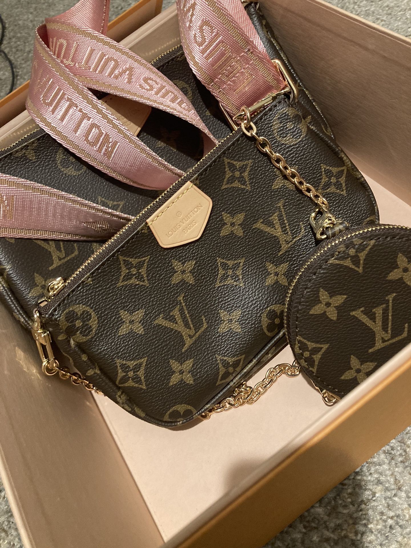 Louis Vuitton Bag 100% Authentic 