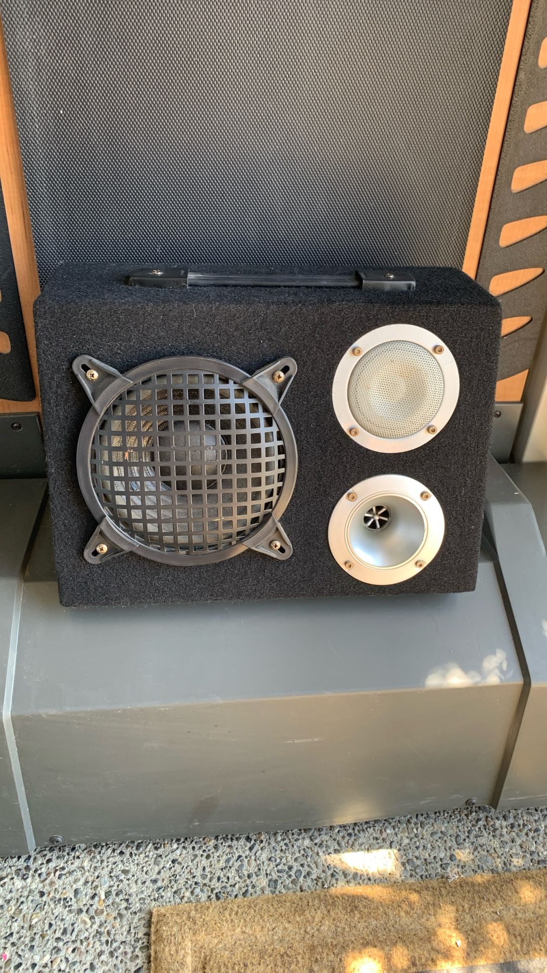 Speakers 