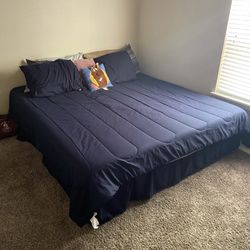 KING SIZE BED FOR SELL