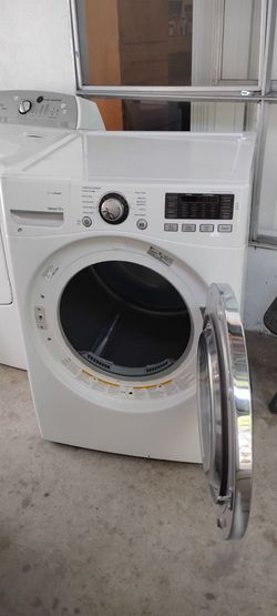Secadora buenas condiciones todo en perfectas condiciones venir por eya garden grove