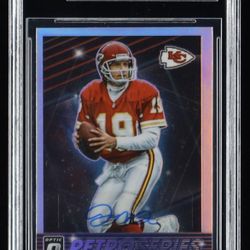 Joe Montana Signed 2021 Donruss Optic Retro Series #1 (BGS Encapsulated)