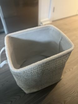 Laundry basket