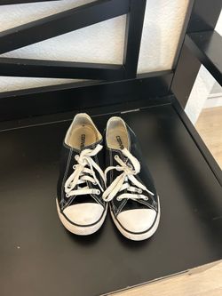 Women’s converse