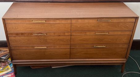 Vintage Drexel Mid-Century Modern Walnut 6-Drawer Dresser Credenza. 56W x 18Dp x 31H