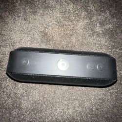 Beats Pill Plus