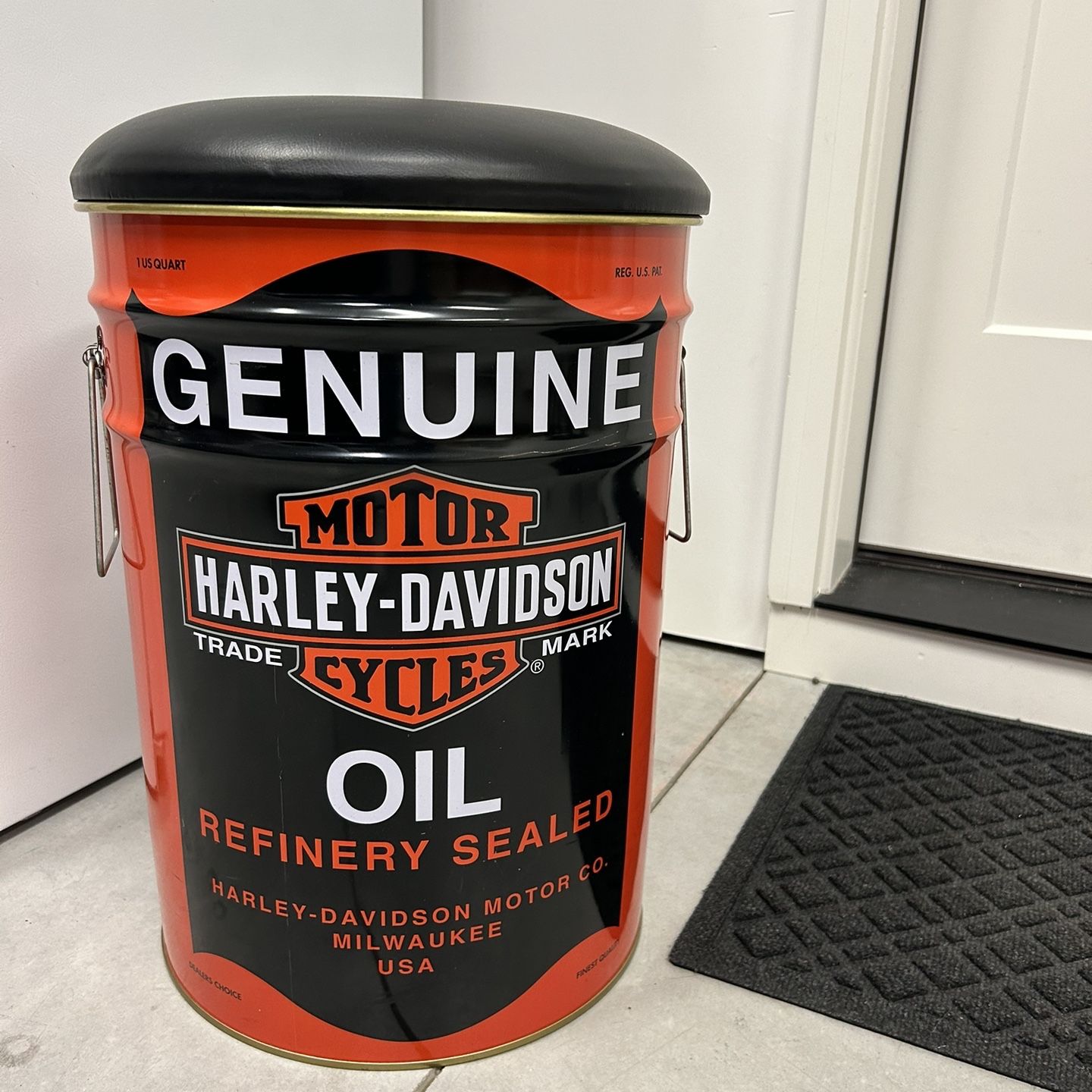Harley Davidson Oil Can Stool w/Storage 21”Tall x 15 for Sale in