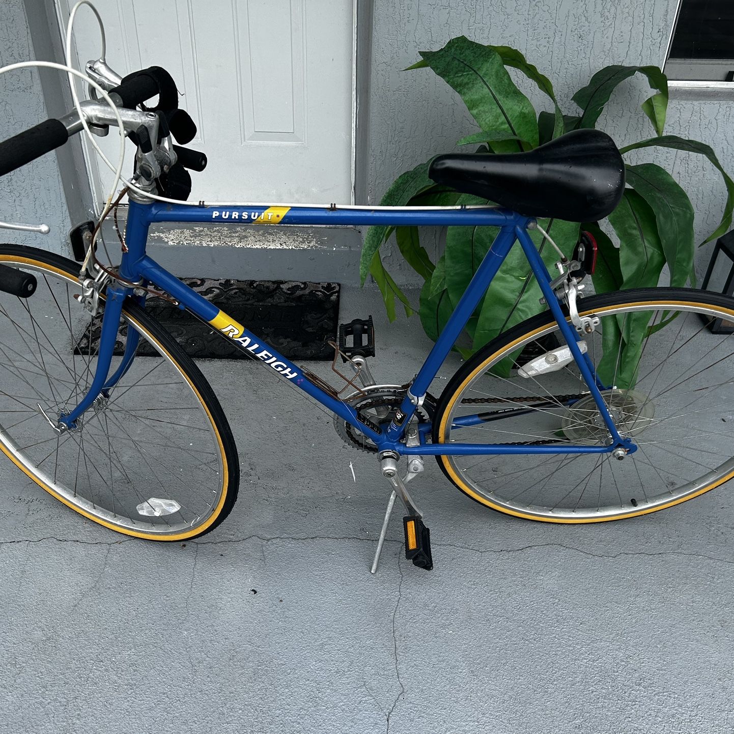 Raleigh pursuit road bike sale