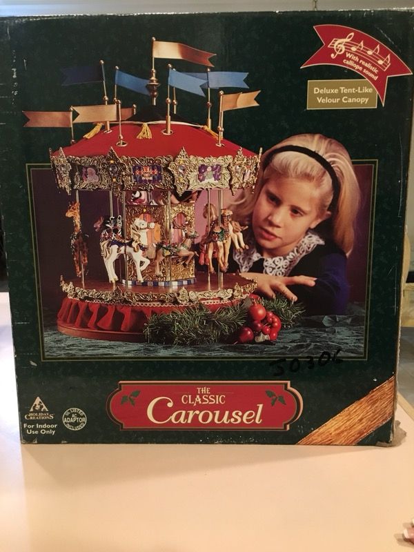 The Classic Carousel by Holiday Creation