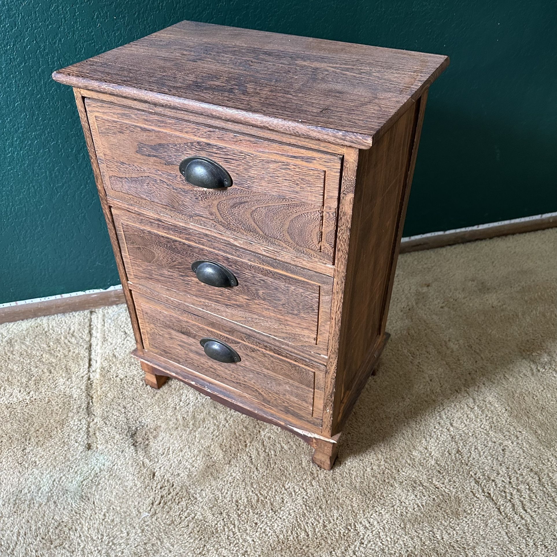 Solid Wood 3-Drawer Accent Cabinet / Nightstand
