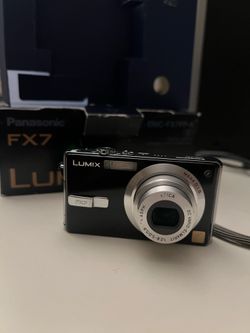 2004 Panasonic FX7 Lumix Digital Camera
