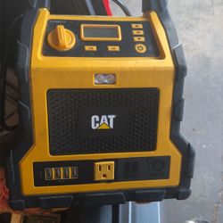 Cat Jump Starter