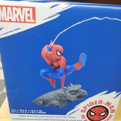 Spider-Man Statue Disney