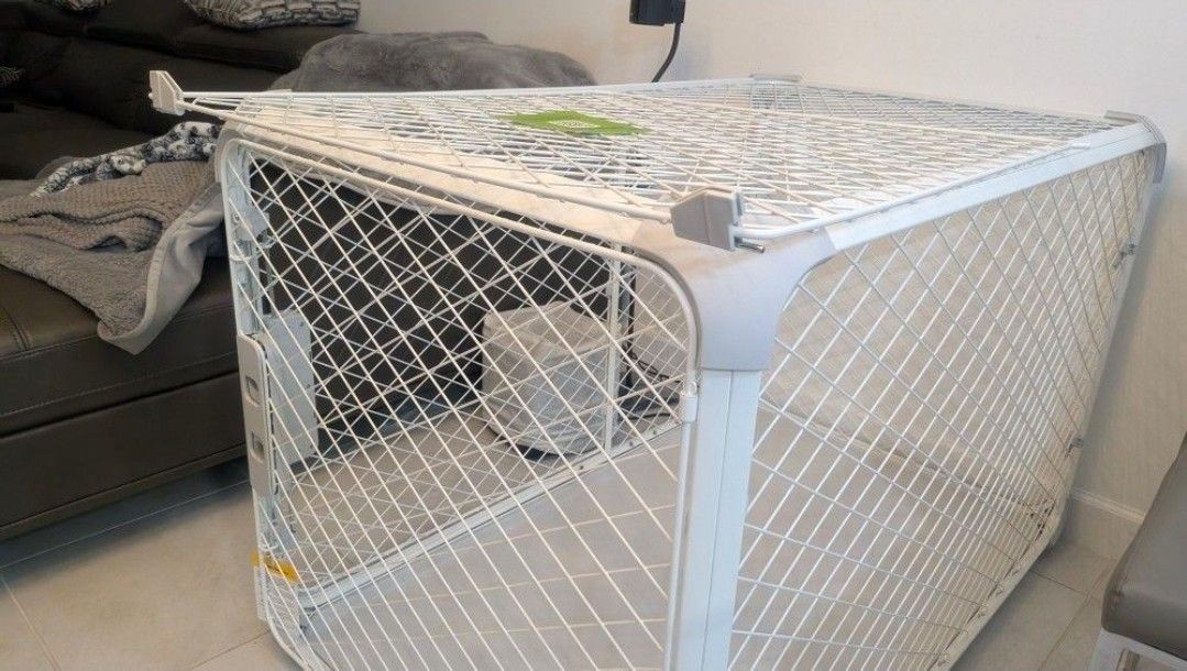 Diggs Evolve Dog Crate XL Brand New!!