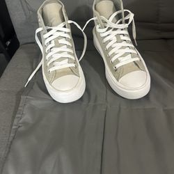 Converse Shoes Platform Size  7 Women 