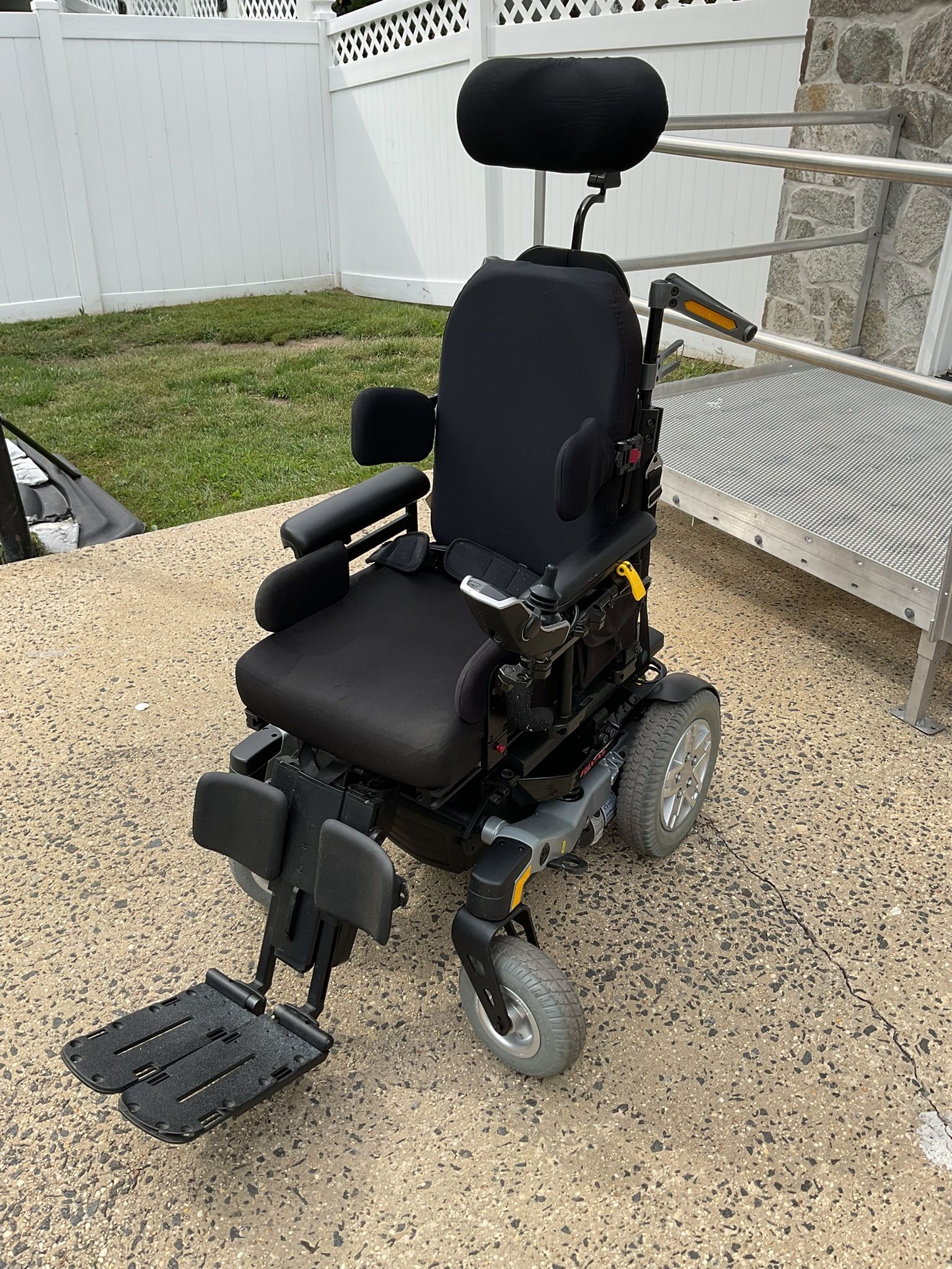 2014 Quantum Rival Wheelchair