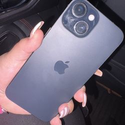 iPhone 15 Black