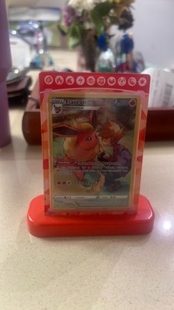 Pokemon Flareon TG01/TG30 Card with Display