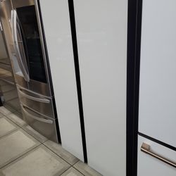 Bespoke  Samsung Side By Side 28 Cu Ft Refrigerator 