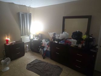Moving sale