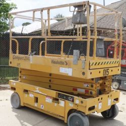 Scissor Lift, 27’ Heavy Duty> Everything Works On It  Make: Haulotte Model: 2747E Year: 2013 Serial Number: CE150968 Transport Dimensions: 98" L x 47"