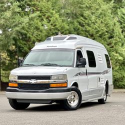 2009 Roadtrek 210 Popular