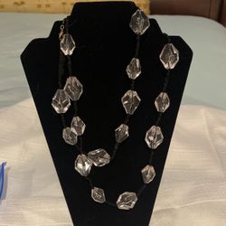 Beautiful Ladies Necklace 