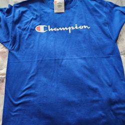 A New CHAMPION T-SHIRT SIZE LARGE 