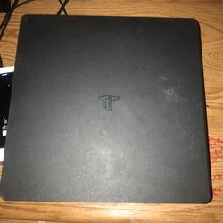 PS4 Slim  1tb 