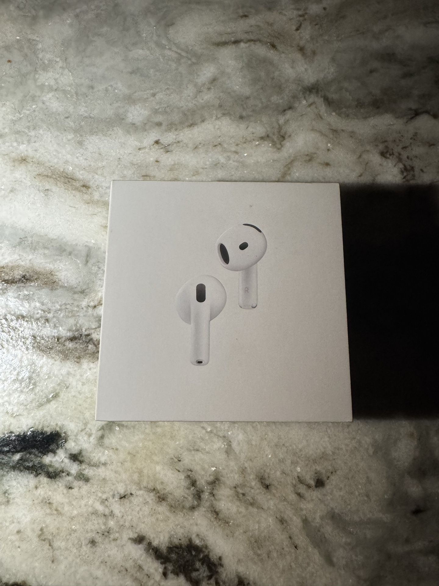 AirPods 4