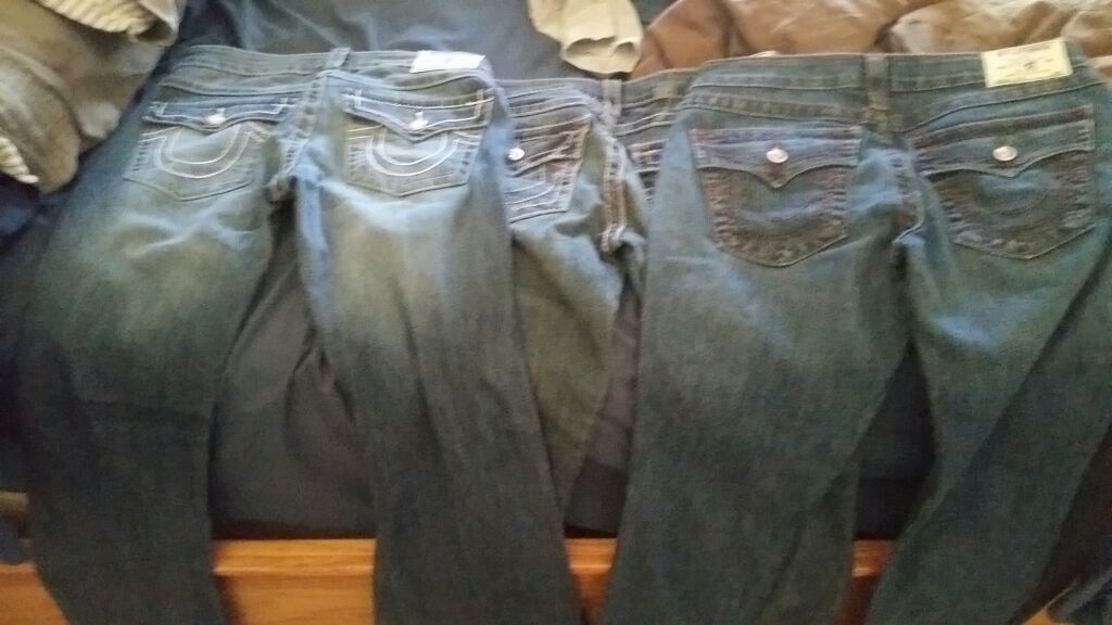 3 pair of True religion world tour Size 29