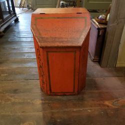 Antique Primitive Farmhouse Grain Bin. 
