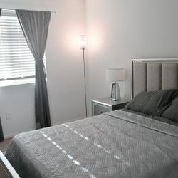 COMPLETE GLAM BEDROOM SET – LIKE NEW