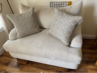 Matching Sofa and Love Seat