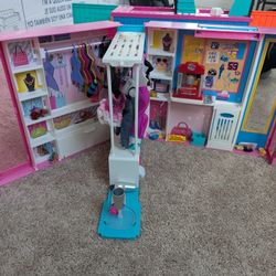 Barbie Closet