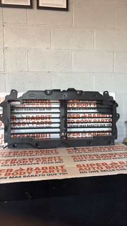 2023 Colorado Air Shutter OEM 2026