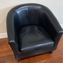 chair black 