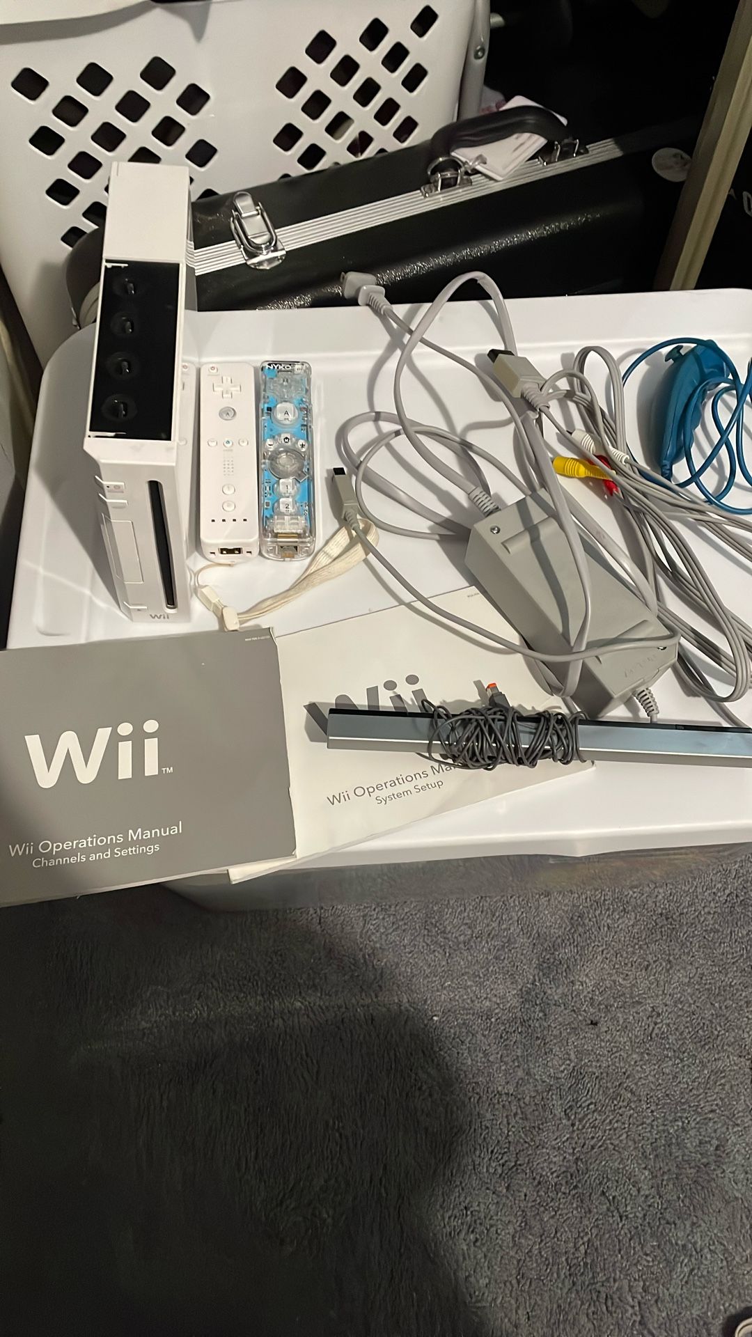 Nintendo Wii Bundle
