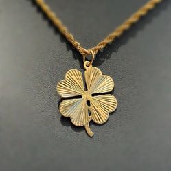 Jewelry 18k solid yellow gold lucky clover Pendant charm