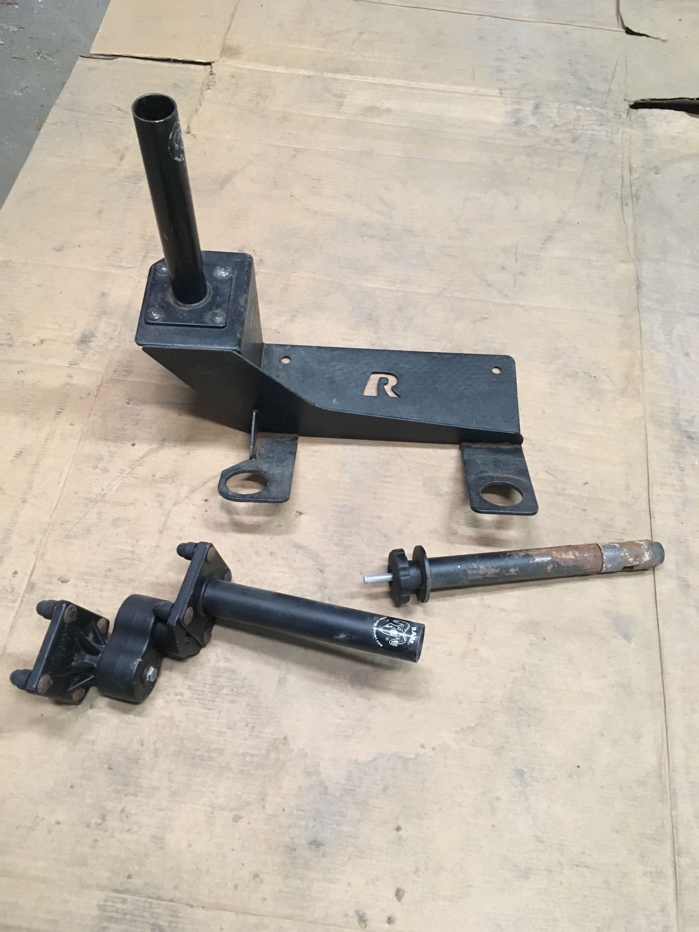 RAM MOUNTS LAPTOP COMPUTER TABLET MOUNT