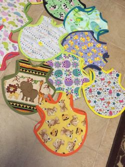 Size 5-18 months bibs,new made to order 8.00 each