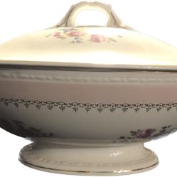 Vintage Eggshell Homer Laughlin Georgian Soup Tureen