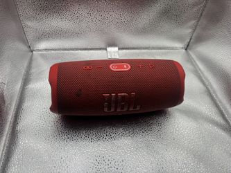 JBL Charge 5 