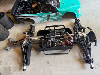 Kraton xl brand new build max 8 crawler or dragster