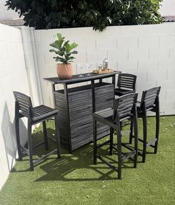 Outdoor Bar Patio Table Set A /4 Chairs