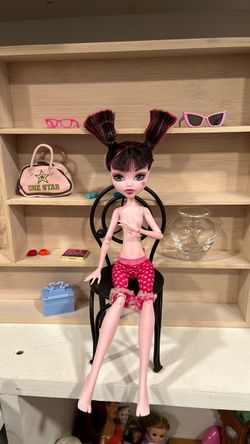 Monster high doll Dead tired Dracula