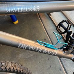 Iron Horse Maverick 4.5 Mountain Bike for Sale in Fullerton CA OfferUp