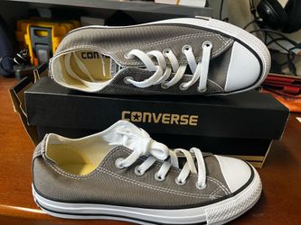 Converse new size 3.5 men and 5.5 womens