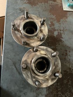 S14 5 lug wheel hubs