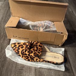 Brand New Leopard Slip On Flats  Size 10