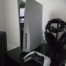 PS5 - Mint Condition - Controller And Power Cable Included